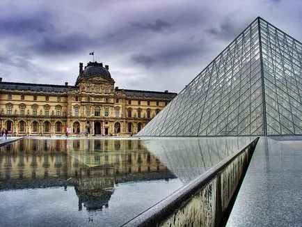 Muzeul Luvru, Paris