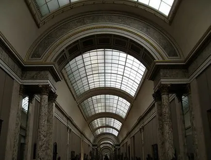Музей на Лувъра, Париж
