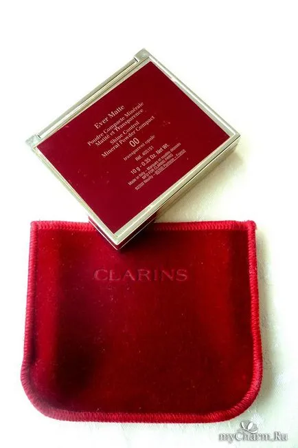 Az ideális segítő - ásványi por kompakt és matt hatást elveszett matt a Clarins