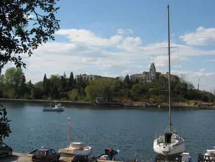 Nessebar, Sozopol și satul bulgar