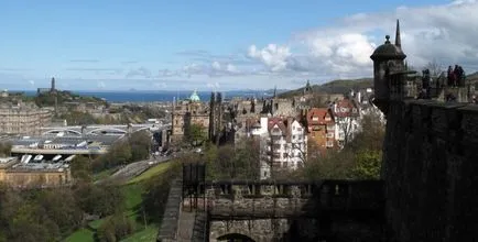 Nyaralás gyerekekkel Látványosságok Edinburgh - mit kell látni a gyerekekkel, első nap - pihenés gyerekekkel