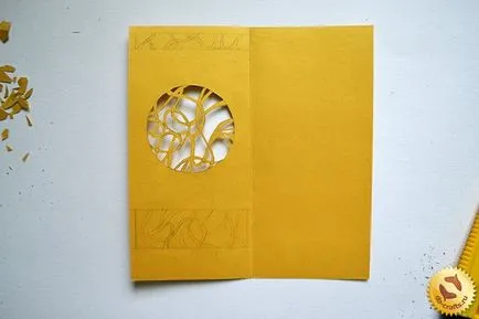 Пощенска картичка с модели на хартия с ръцете си (майсторски клас при снимка)