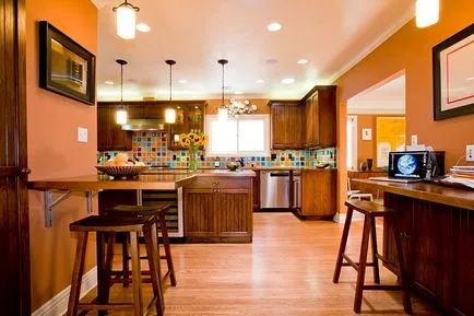 Barack színű a belső nappali, konyha, hálószoba és egyéb helyiségek, egy gyönyörű kombinációban más