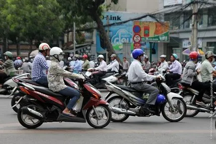 De ce sunt vietnamezii, mascat, toate din Vietnam