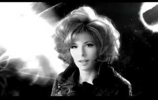 Frizurák Mylene Farmer