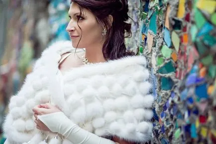 Bérleti és értékesítése esküvői kabátok, estélyi köpeny Budapesten