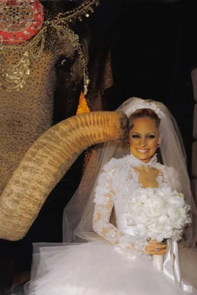 A legszokatlanabb esküvői csillagos Pamela Anderson és Kid Rock