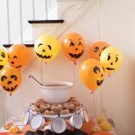 Tippek, hogyan és mit kell díszíteni a haza Halloween kezüket