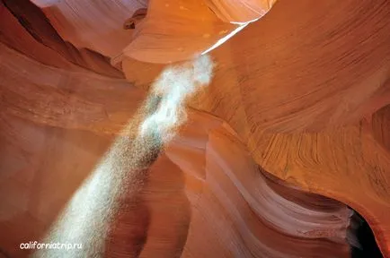 Ar trebui să merg la Antelope Canyon - cum să ajungă, costul și fotografii