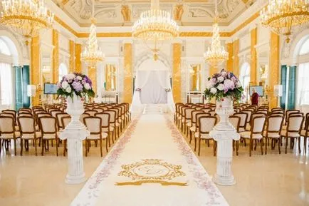 Nuntă în Palatul Konstantinovsky în Strelna de la «nunta regală»