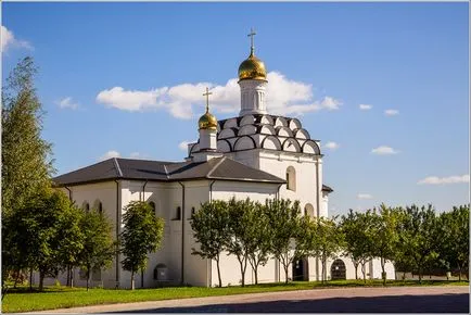 Manastirea Svensky Adormirea in Suponevo (Bryansk)