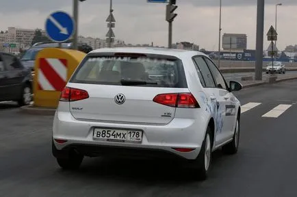 Tesztvezetés volkswagen golf (VW Golf) és Toyota Auris (Toyota Auris) élvez, de drága