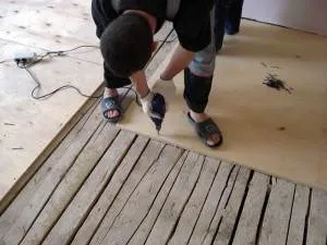 Подравняването на дървени подови техники, инструменти и материали, етаж технология изравняване - моят