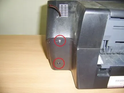Смяна Epson 1410 (употреба) подаване на хартия ролки в принтера