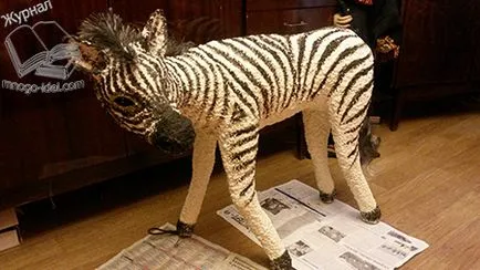 Zebra от пяна, бутилки майсторски