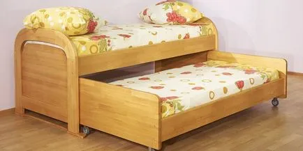 Pull-out pat pentru doi copii - Design compact pentru o cameră mică