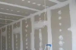 Drywall într-o casă din lemn finisaj nuanțe