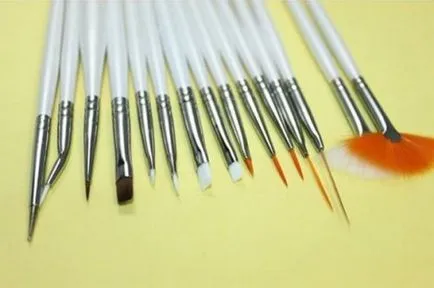 Instrumente pentru unghii cum să selectați o perie, unghii frumoase - completează imaginea