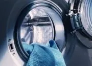 Hogyan mossa ragasztő