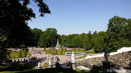 Függetlenül megy Peterhof, mit kell látni