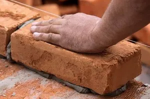 Cum de a construi un zid de cărămidă