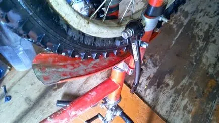 Как да инсталирате спирачка V-спирачка на един стар велосипед ремонт собствените си ръце и крака