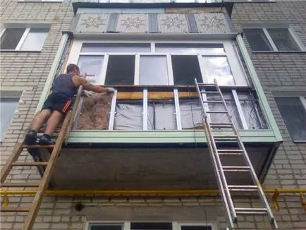 Как да се изолират един балкон извън