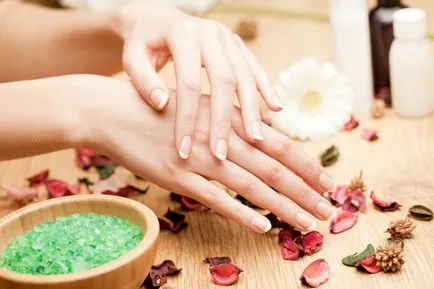 Cele mai bune produse cosmetice romanesti de îngrijire a mâinilor