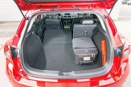 Mazda 3 és a Peugeot 308 - alternatív