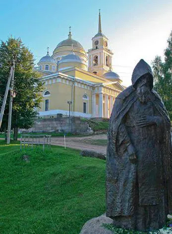 Nilo-Stolobensky istoria mănăstirii, altar, adresa