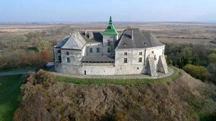 Olesko Castle Olesko, Украйна снимки, описание, карта