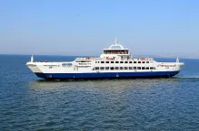 Ферибот до Крим ферибот от пристанище Кавказ в Порт Крим (Керч)