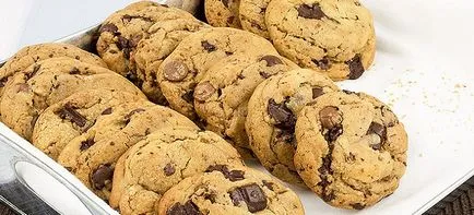 Amerikai cookie-csokoládé - ​​zab receptek, mézeskalács, keksz darabokat