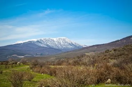 Chater-Dag Caves, Crimeea mii, Emine-Bair-hosar și marmură