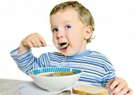 Mesele pentru modul copii meniu Komorowski și, dacă este nevoie de supa in dieta, nu există nici o poftei de mâncare, dulce