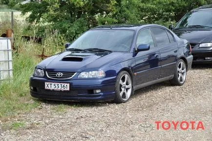 Смяна на филтъра кабина Toyota Avensis T22