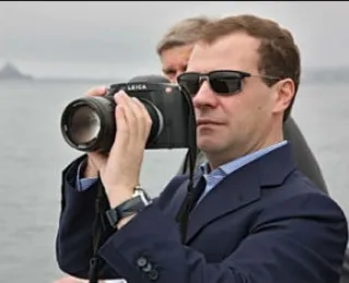 Смешни Медведев (снимка)