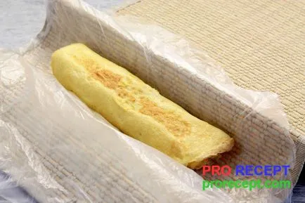 Tamagoyaki (omleta japoneza) - un pas cu pas reteta cu fotografie, pro recept