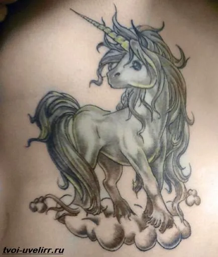 tatuaj unicorn