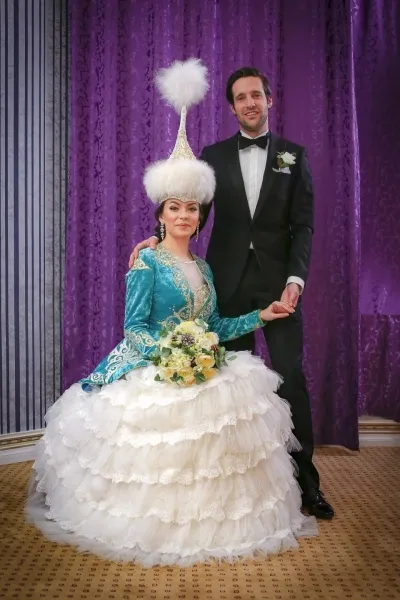 Разбера истината за микс казахски сватбени руски красавици