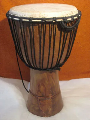 csere a bőr a djembe (Jambi, Jambi, dob), ha djembe tört