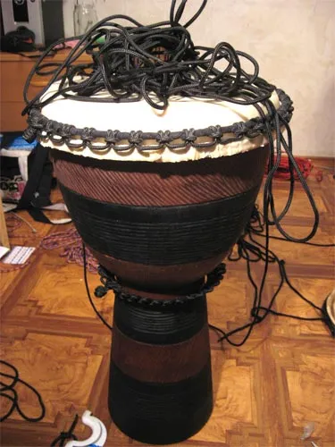 csere a bőr a djembe (Jambi, Jambi, dob), ha djembe tört