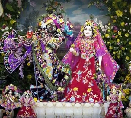 Augusztus 15 - Janmashtami - a megjelenése napján Krishna