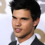 Actorul Taylor Lautner și fotografia lui tunsoare elegant, tunsori si coafuri foto