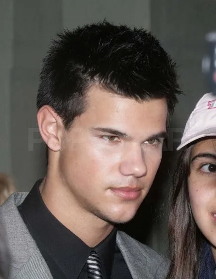 Actorul Taylor Lautner și fotografia lui tunsoare elegant, tunsori si coafuri foto