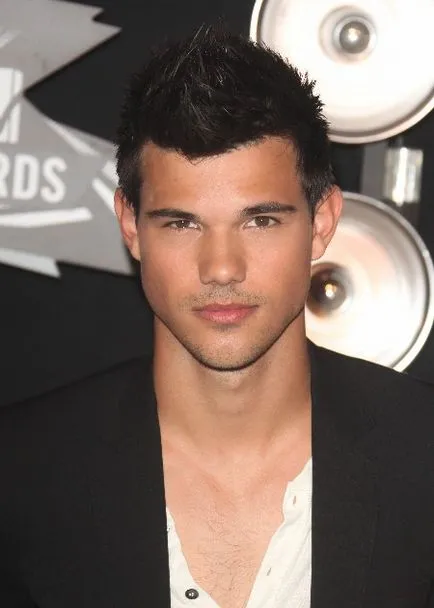 Actorul Taylor Lautner și fotografia lui tunsoare elegant, tunsori si coafuri foto