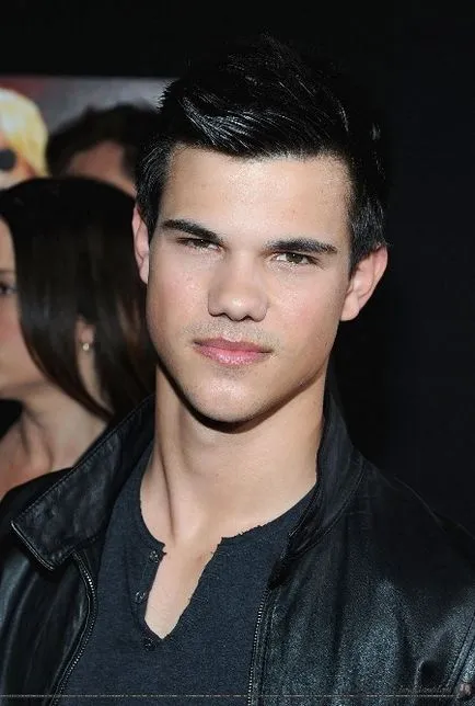 Actorul Taylor Lautner și fotografia lui tunsoare elegant, tunsori si coafuri foto