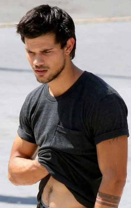 Actorul Taylor Lautner și fotografia lui tunsoare elegant, tunsori si coafuri foto