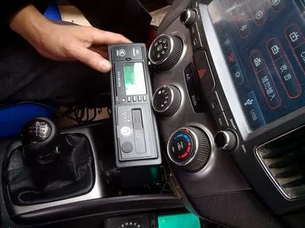 Radio auto pentru șoferi de camion - Cum de a alege și de modul în care se instalează masina