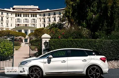 11 értékelés a Citroen DS5 tulajdonosok előnyeiről és hátrányairól citroen DS5